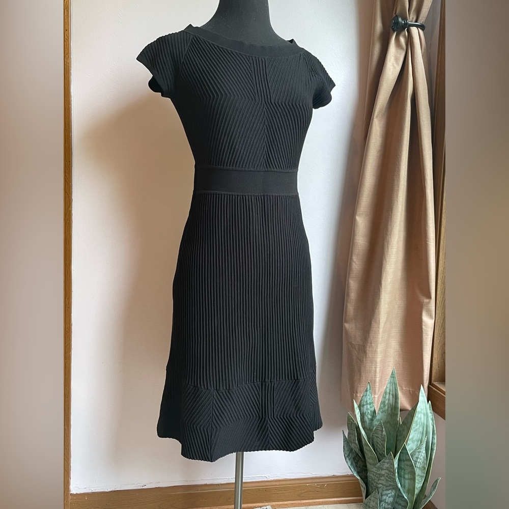 Armani Collezioni cap sleeve cross piping dress